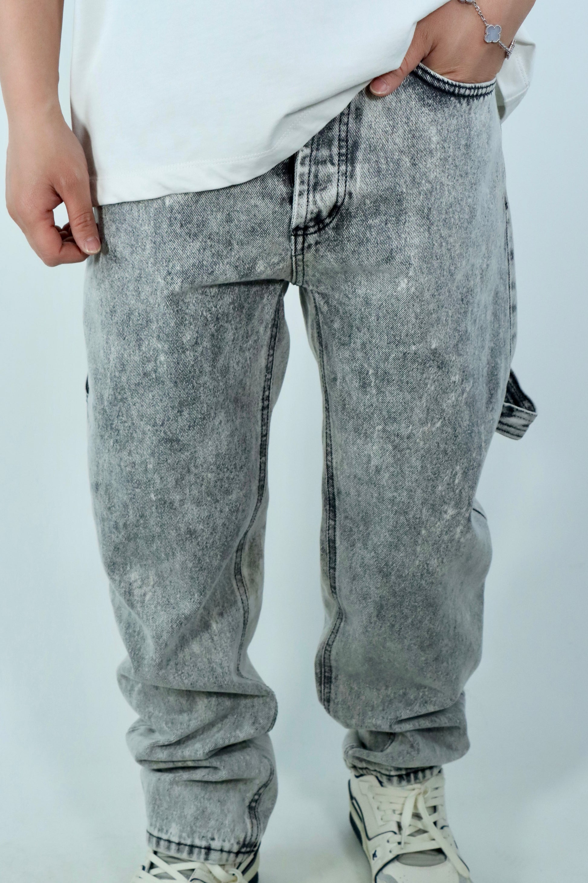 Jeans thornes