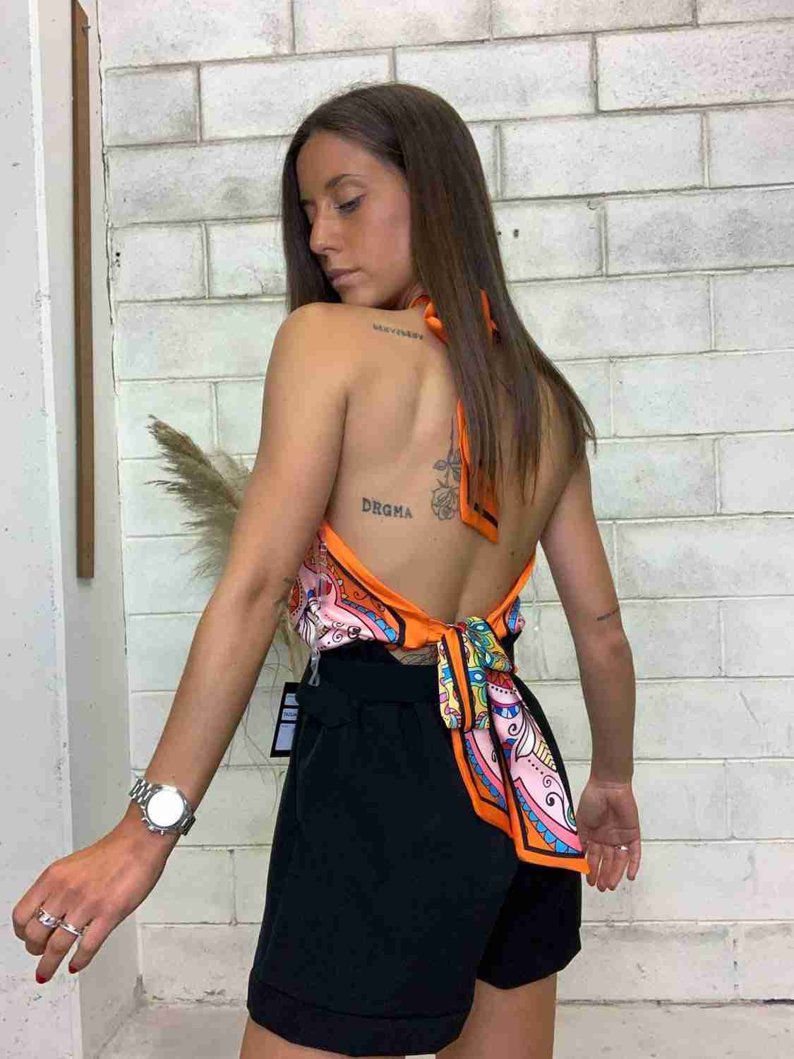 Pantaloncini a vita alta con cintura