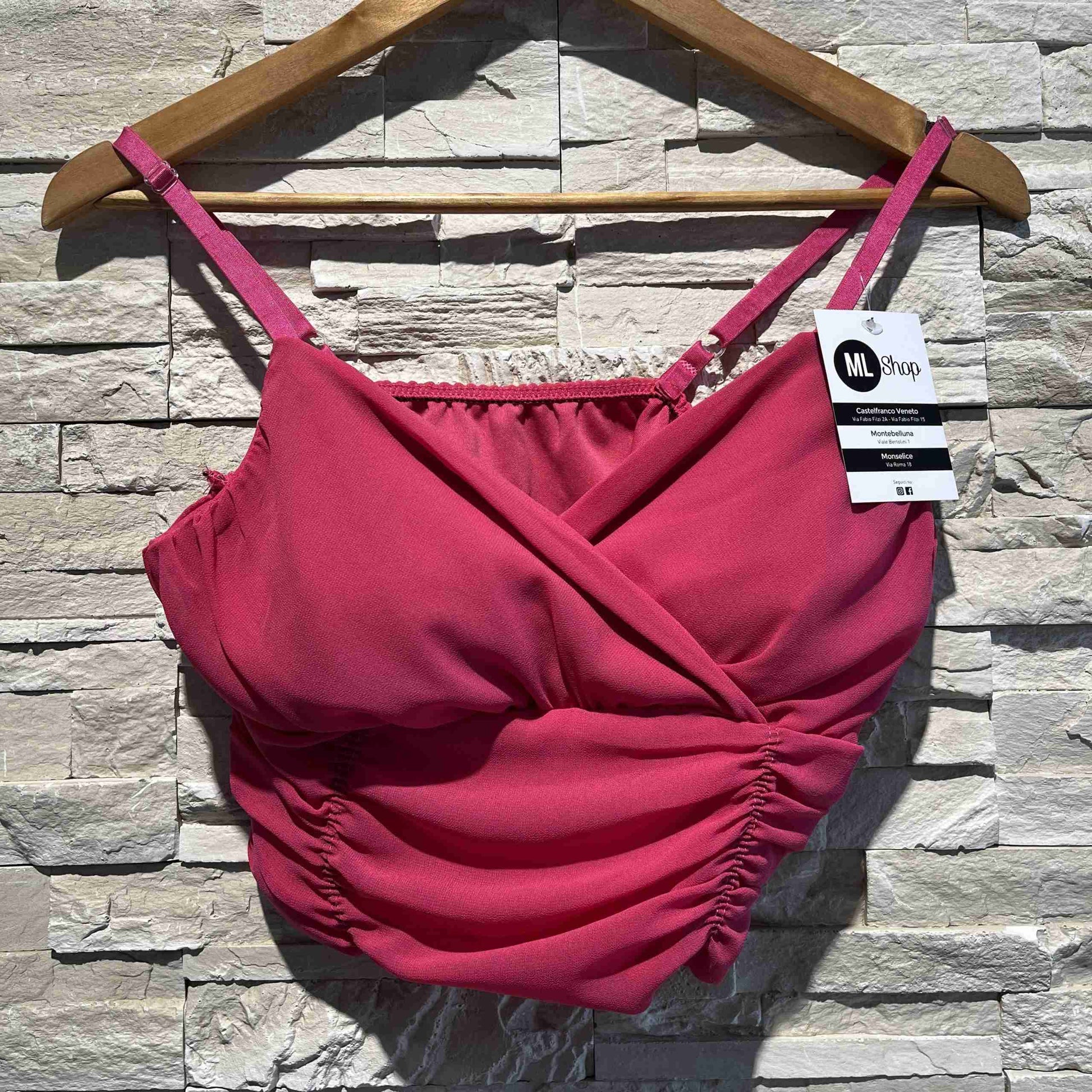 Top con scollo a incrocio