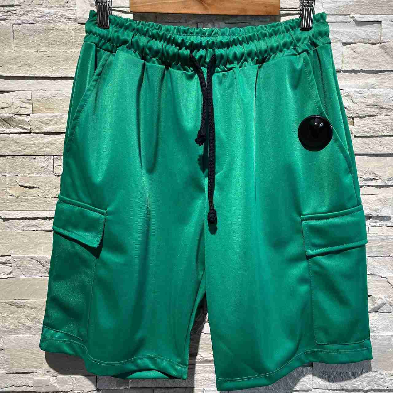 Pantaloncini tirat