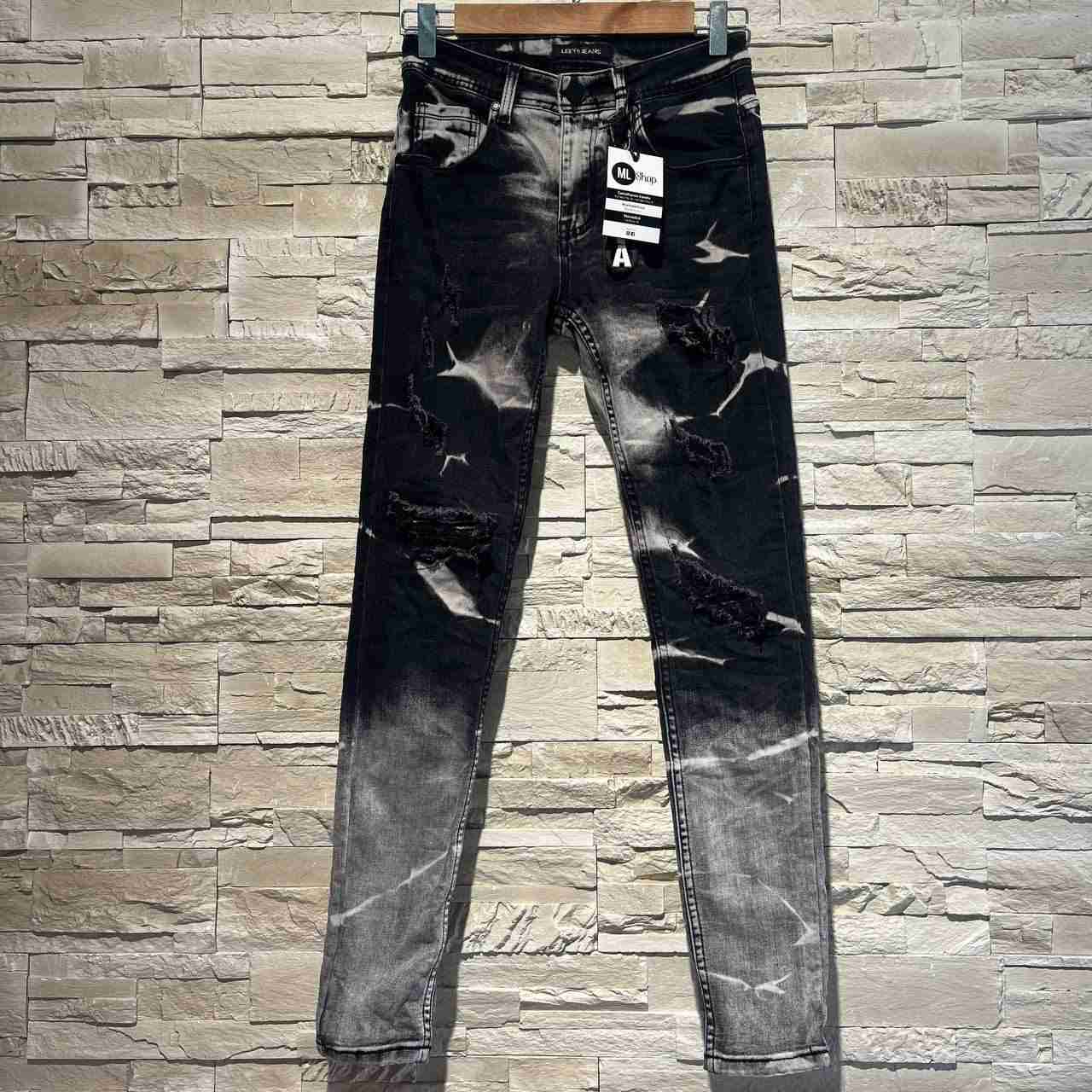 Jeans shadow