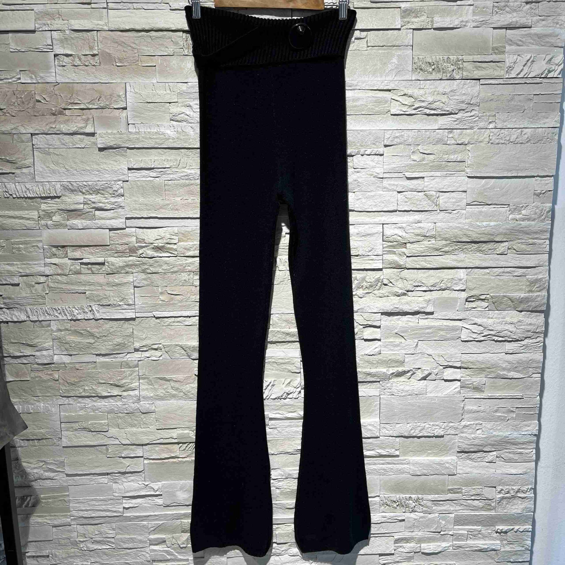 Pantaloni sofia
