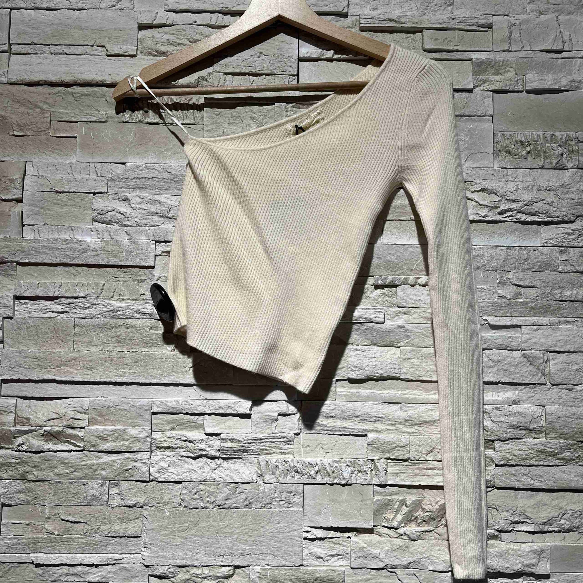 Maglioncino one shoulder