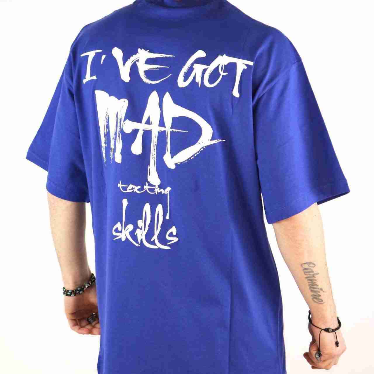 T-shirt texting