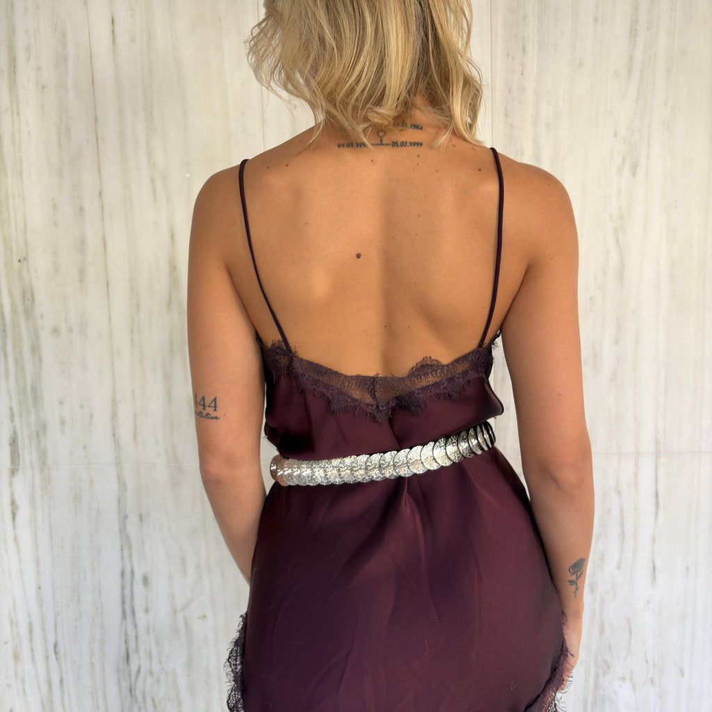 Abito satinato confidence con inserti in pizzo