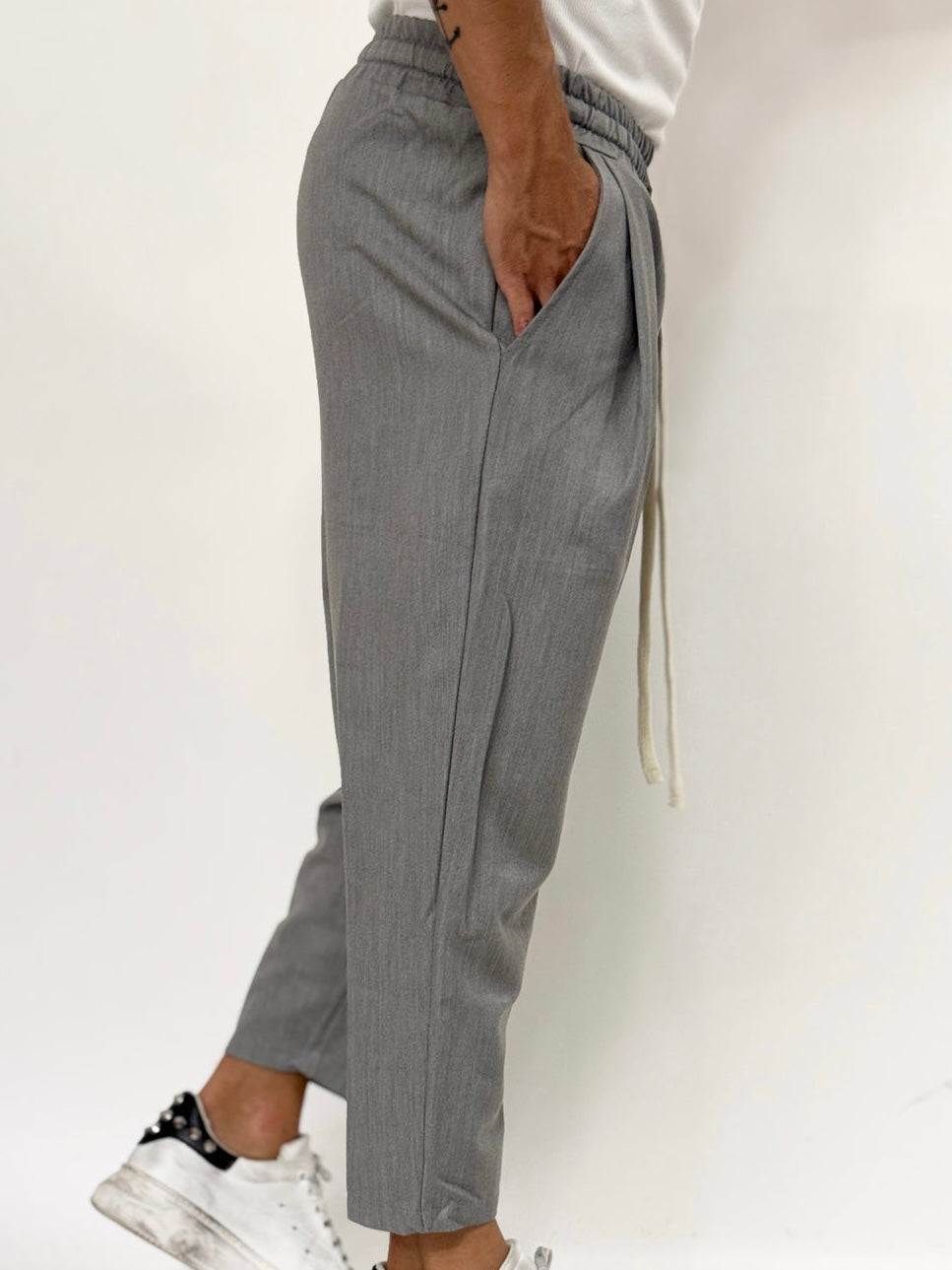 Pantaloni quentin