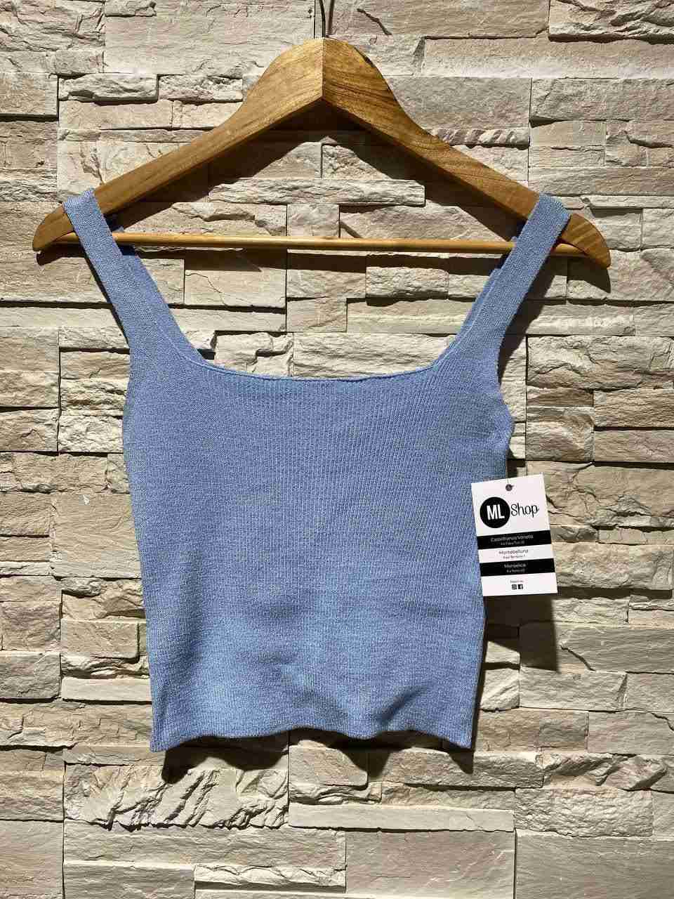 Top a costine semplice