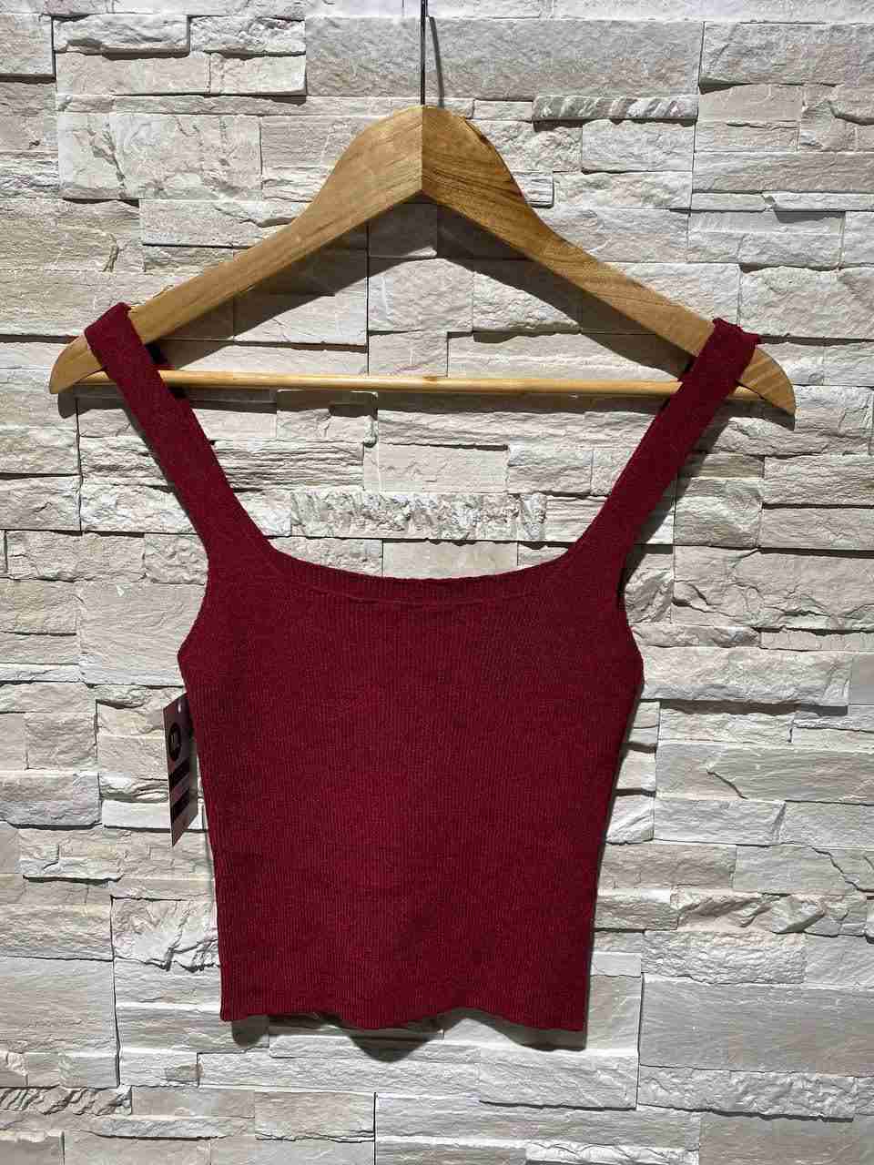 Top a costine semplice