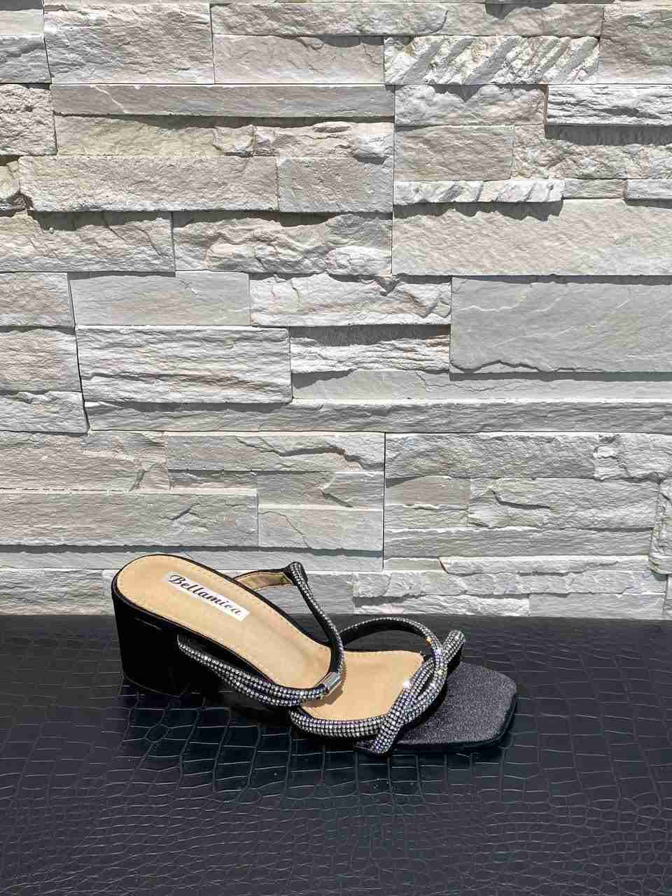 Sandali diamond