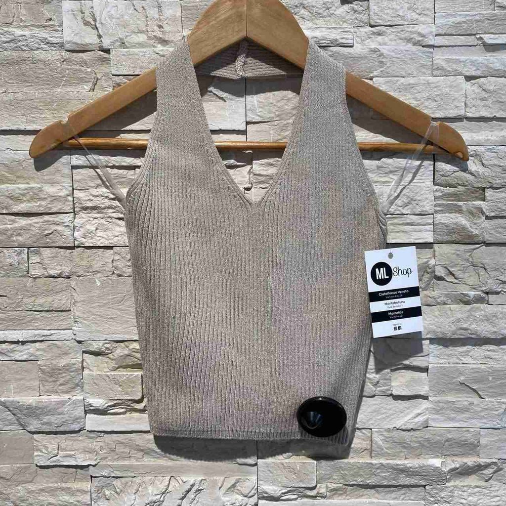 Top ribbed elegance