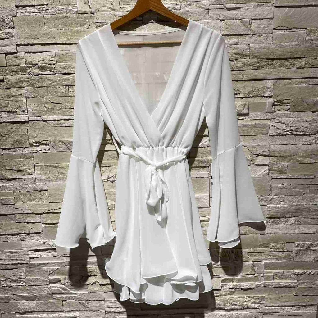 Vestito svasato a maniche lunghe