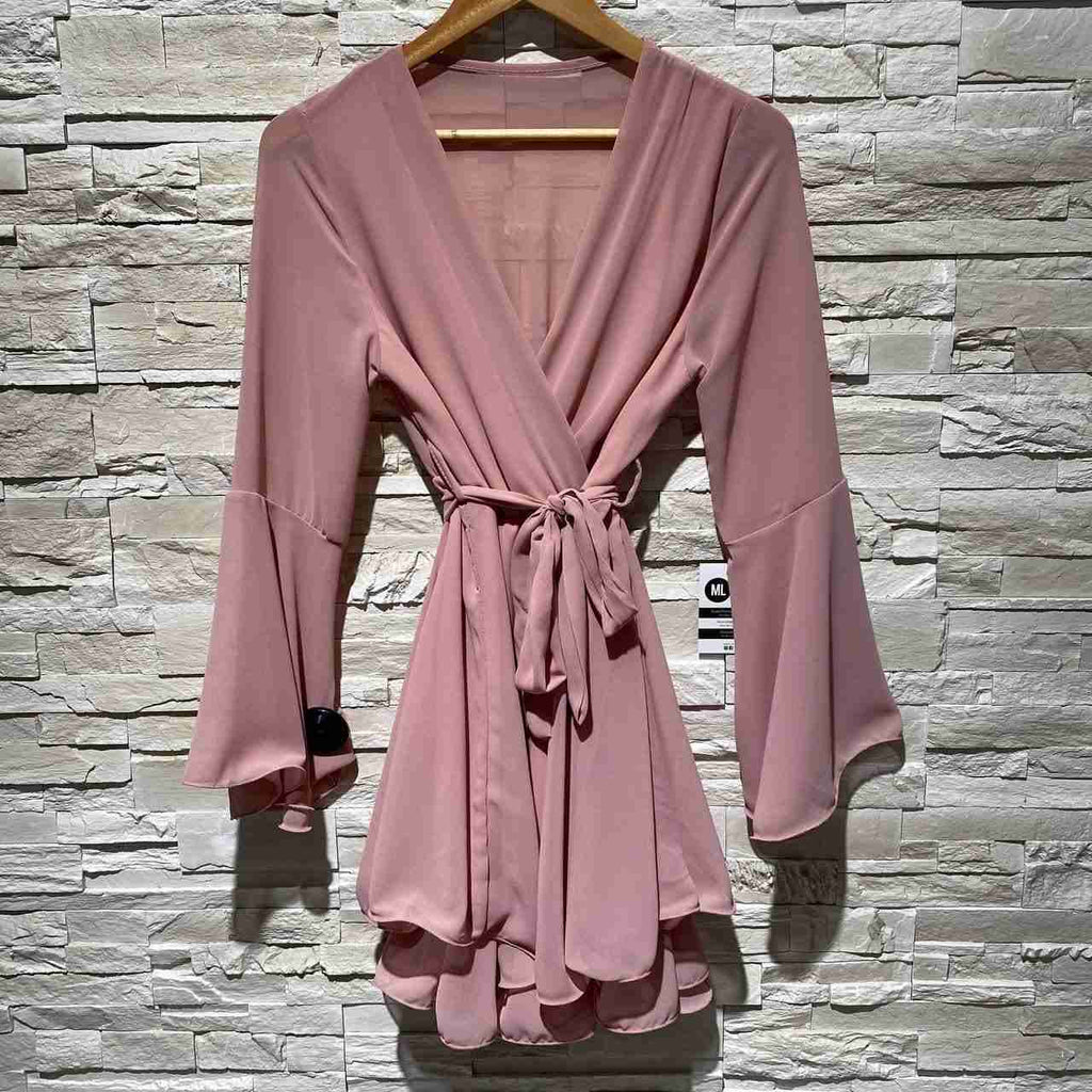 Vestito svasato a maniche lunghe