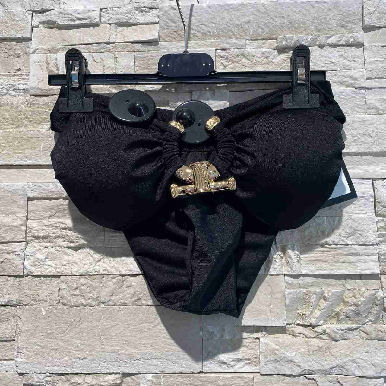 Bikini con dettaglio oro
