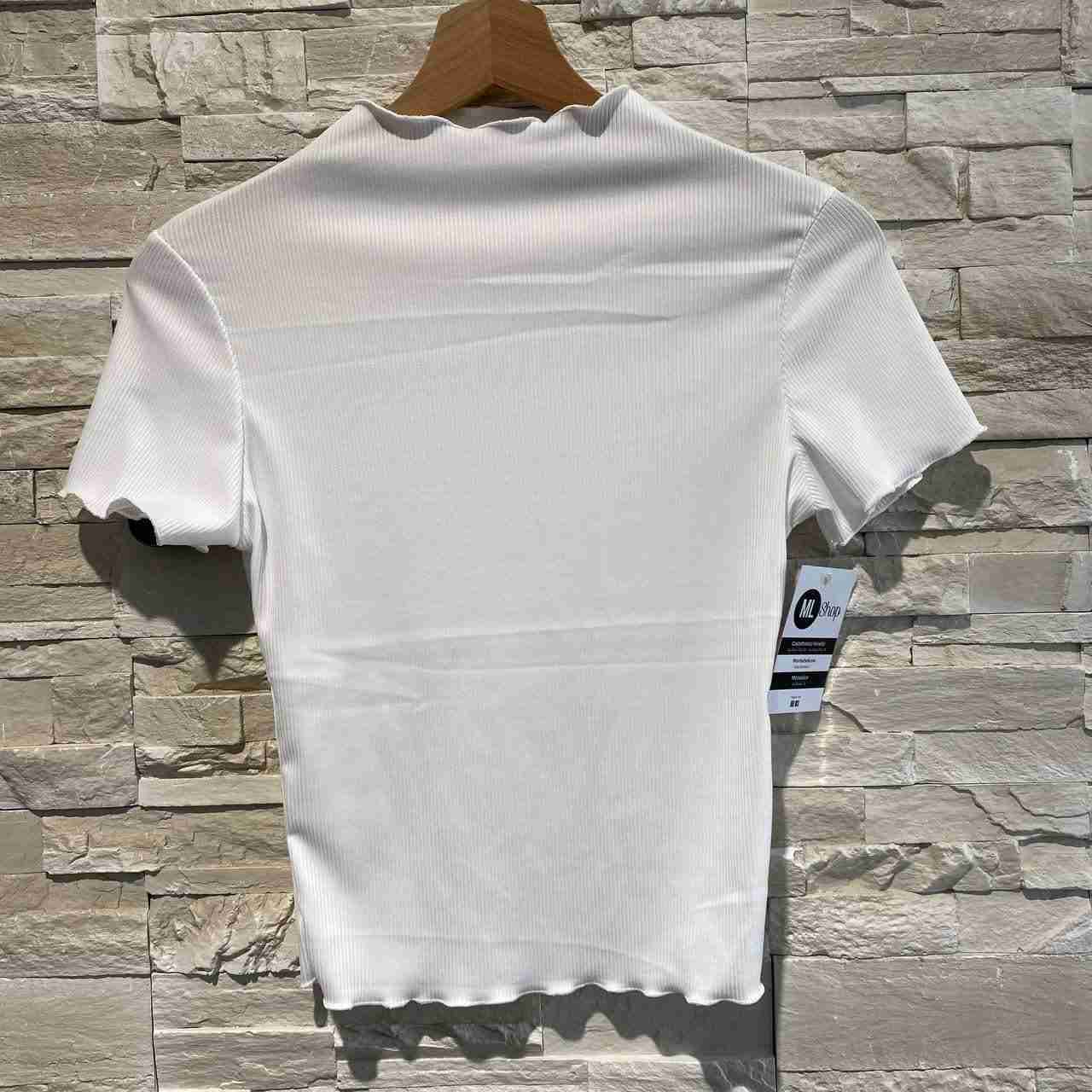 Top mezze maniche arricciate