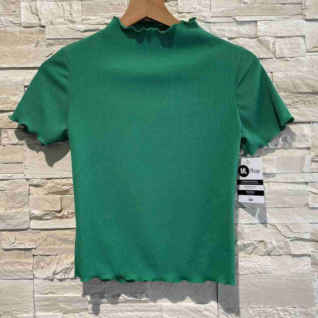 Top mezze maniche arricciate