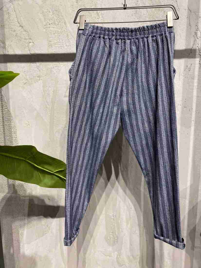 Pantaloni a righe