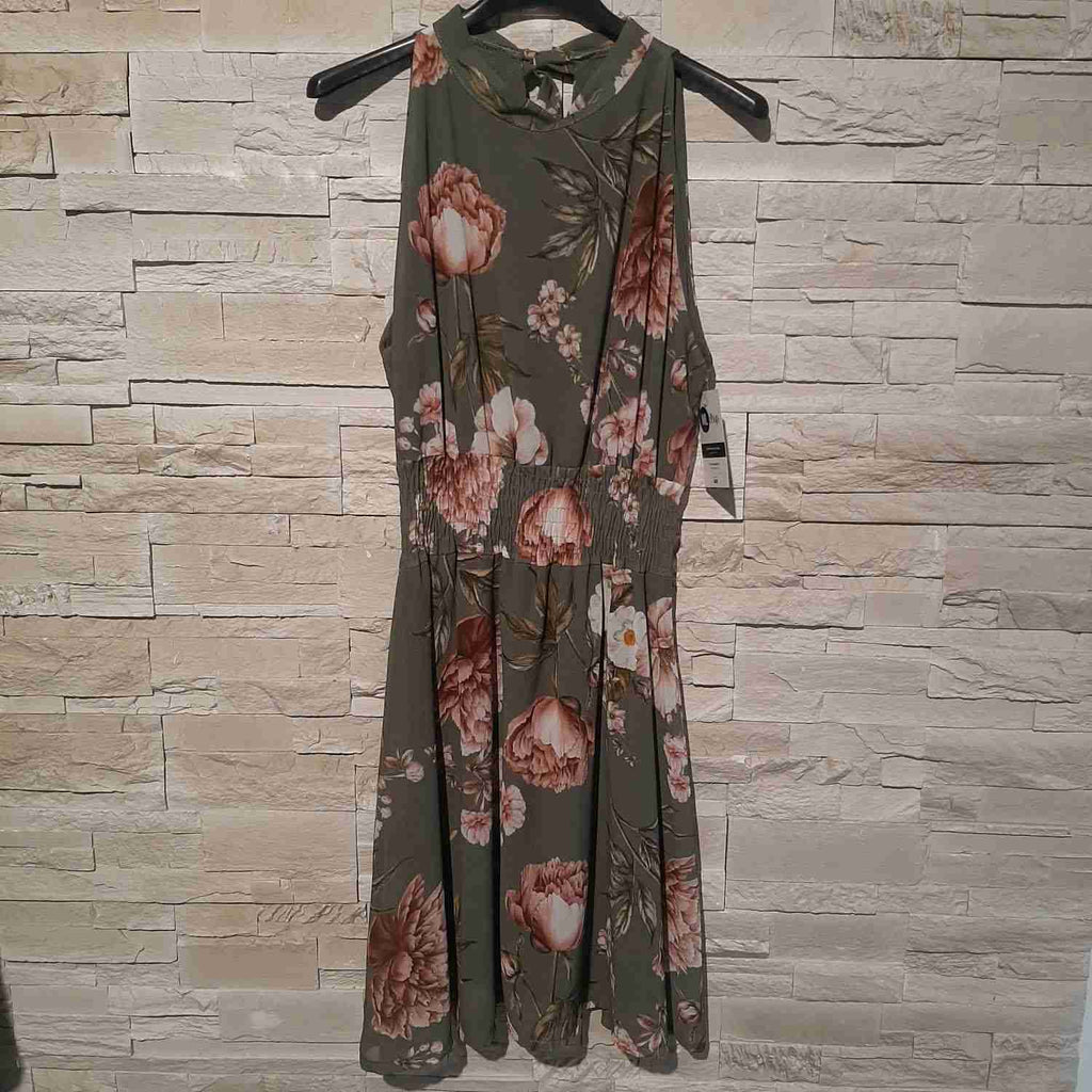 Vestito con scollatura all'americana in fantasia floreale