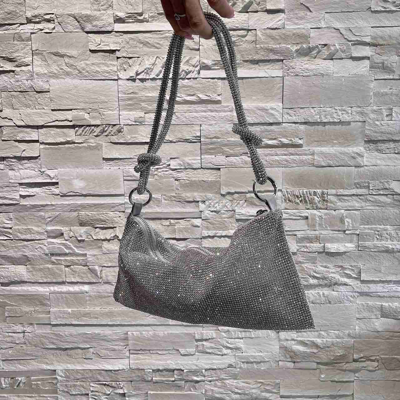 Borsa a mezzalunna brillantinata