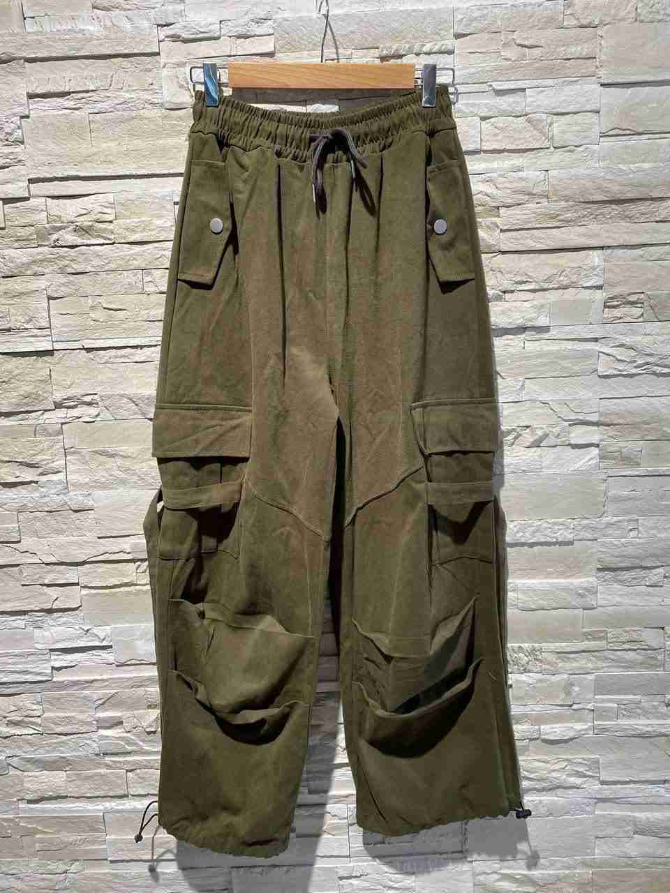 Cargo stile parachute con lacci