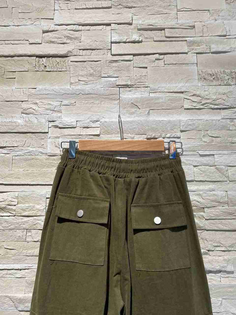 Cargo stile parachute con lacci