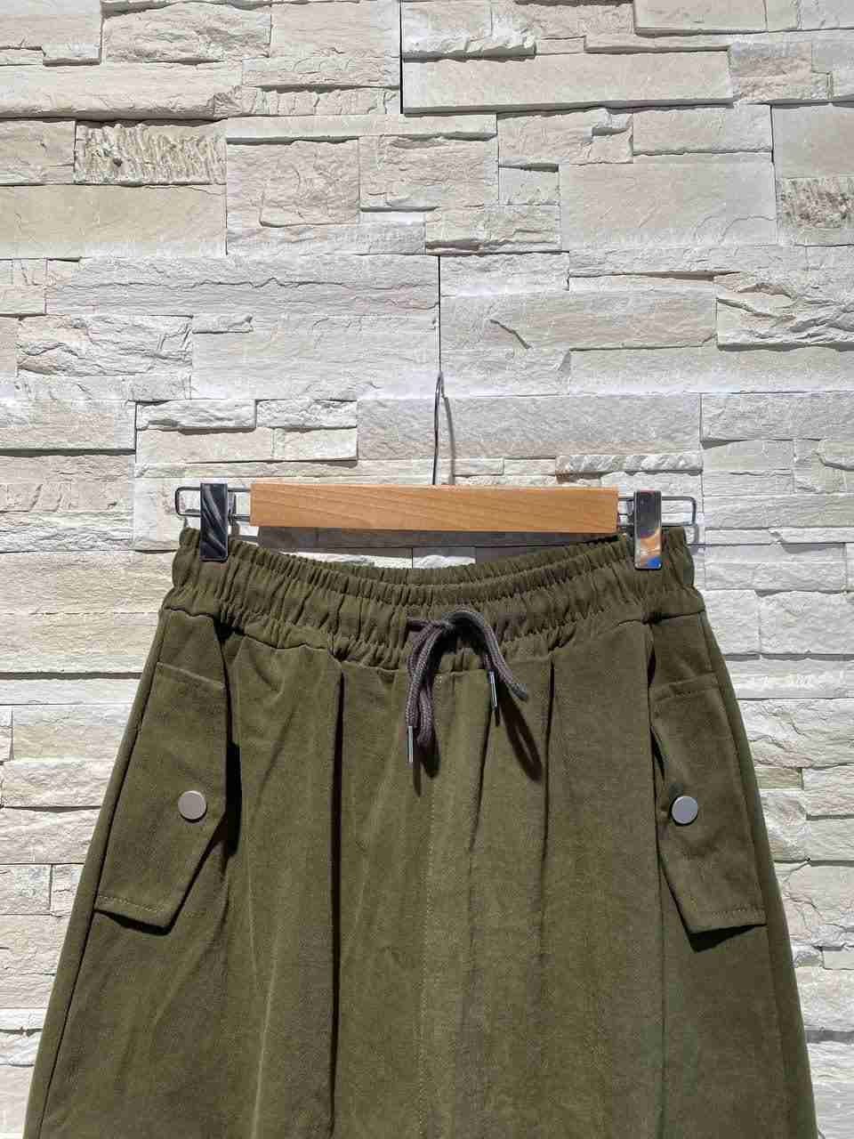 Cargo stile parachute con lacci
