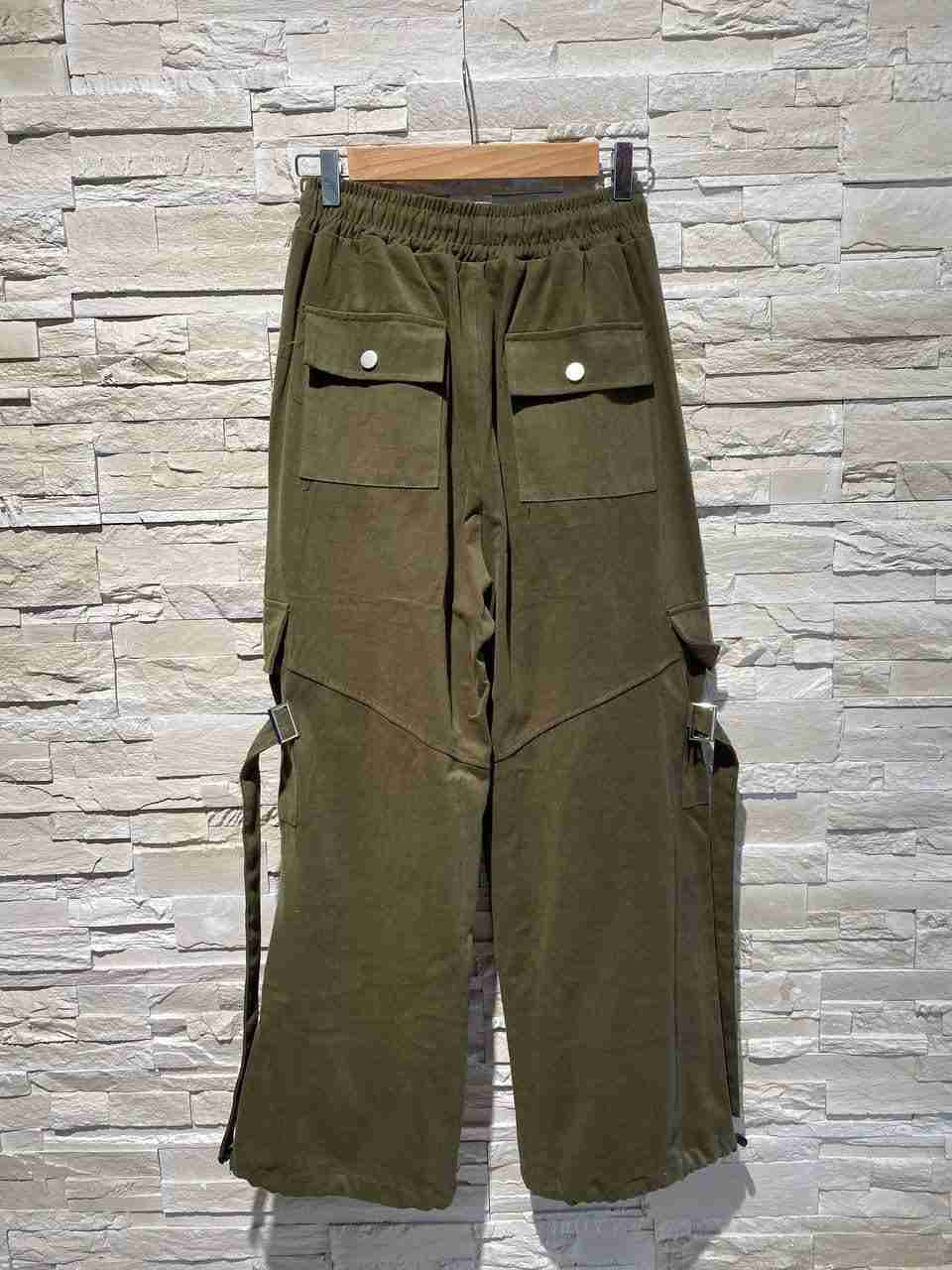 Cargo stile parachute con lacci