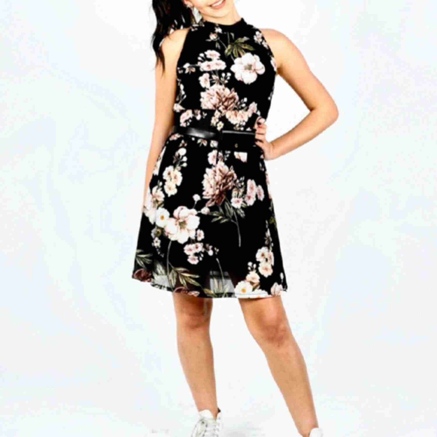 Vestito con scollatura all'americana in fantasia floreale