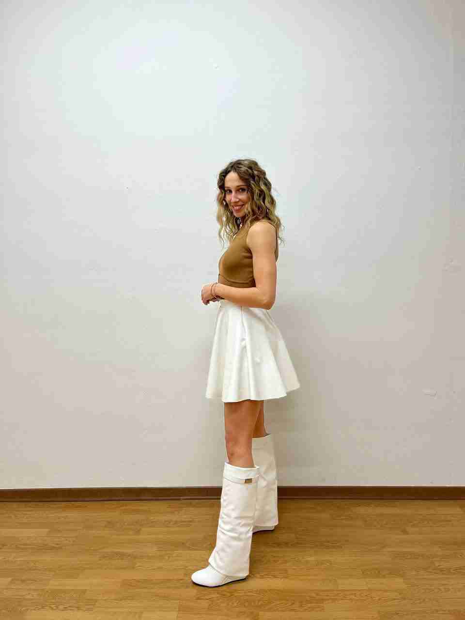 Body smanicato a dolcevita