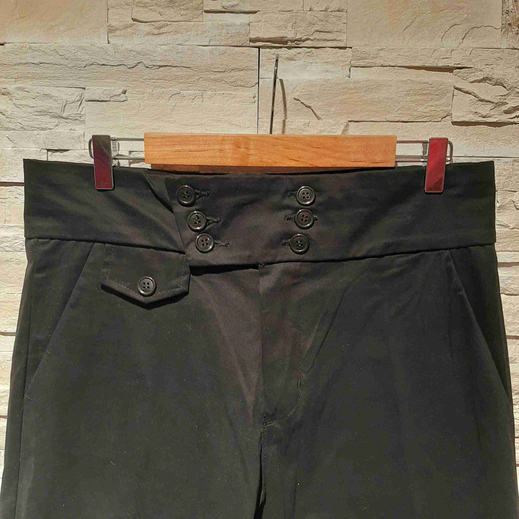 Pantaloni eleganti neri con bottoni
