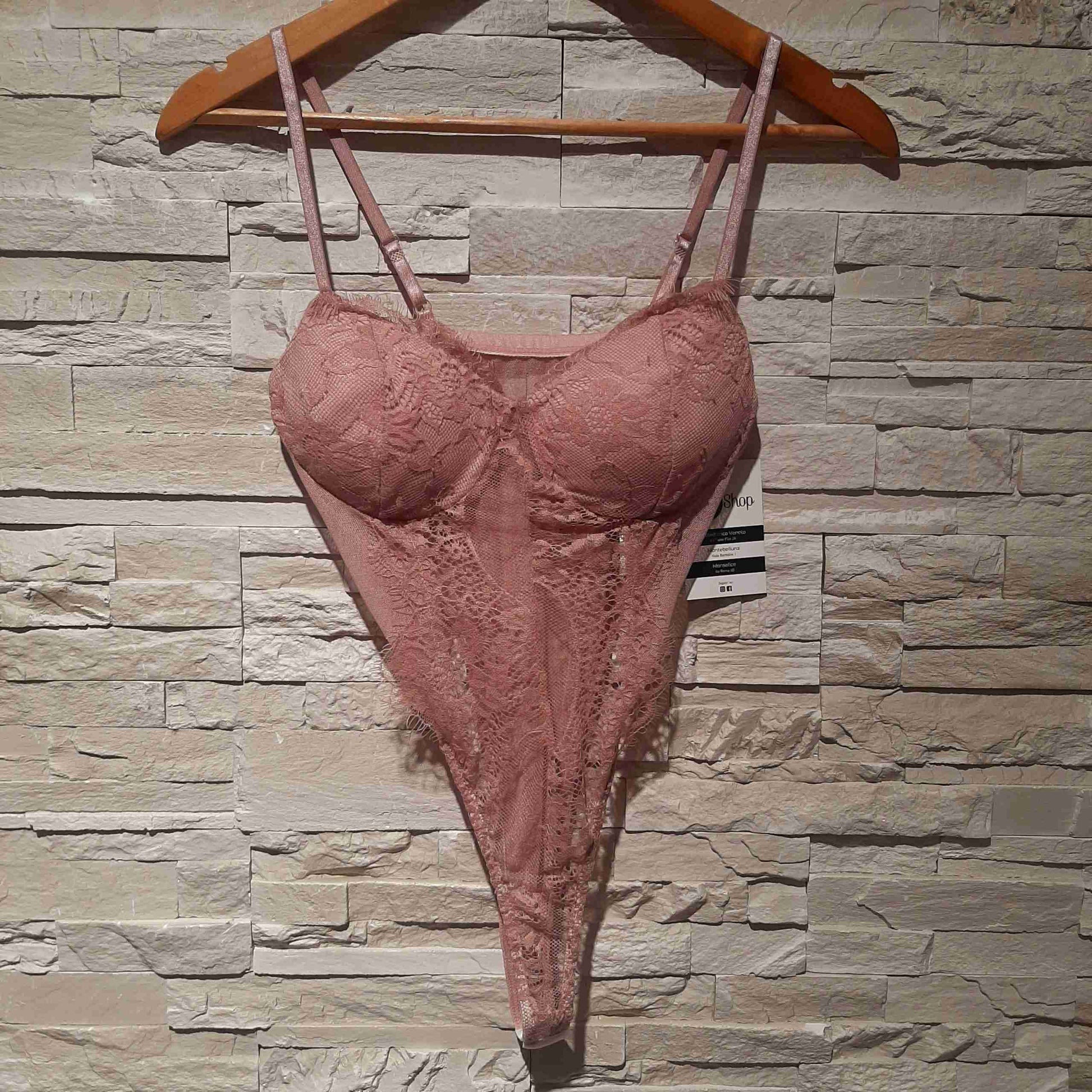 Body in pizzo e tulle
