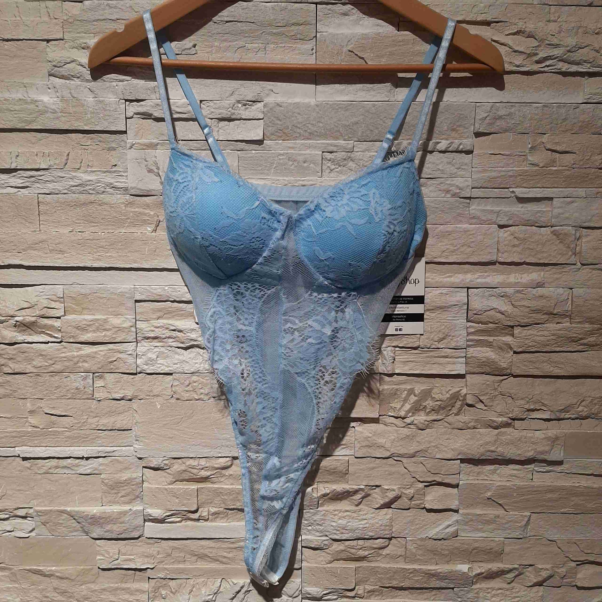 Body in pizzo e tulle