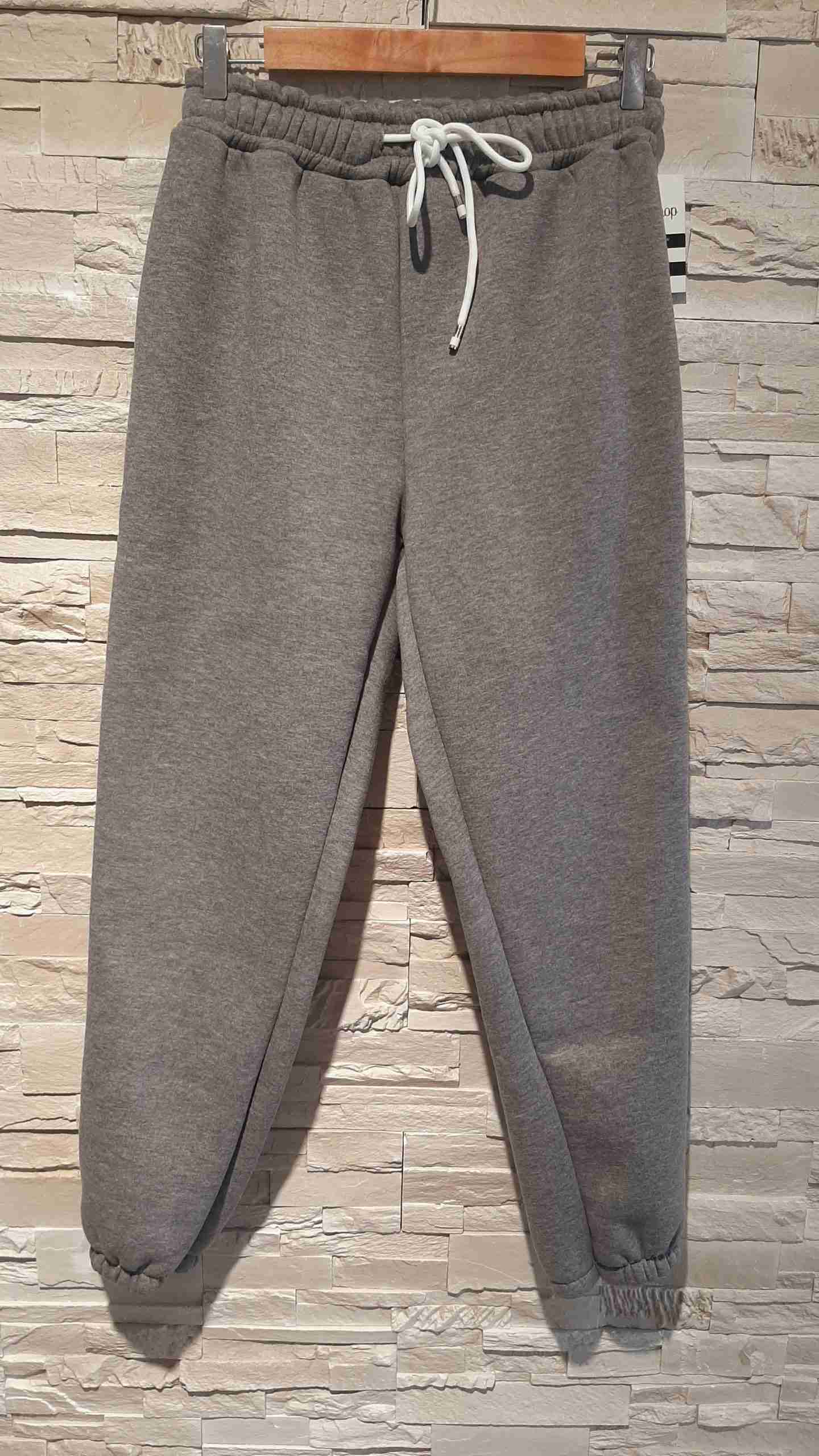 Pantaloni in tuta felpati