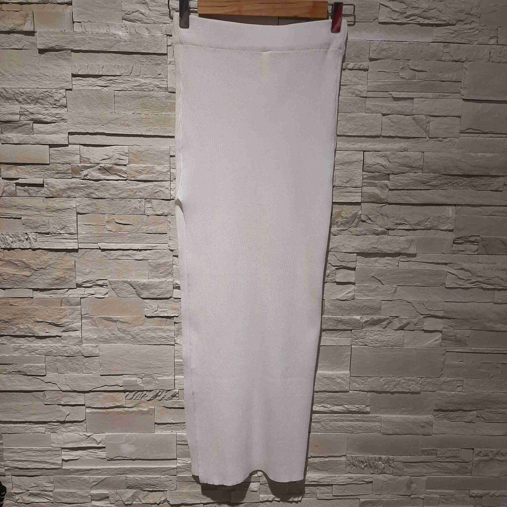 Coordinato primaverile maglioncino e gonna