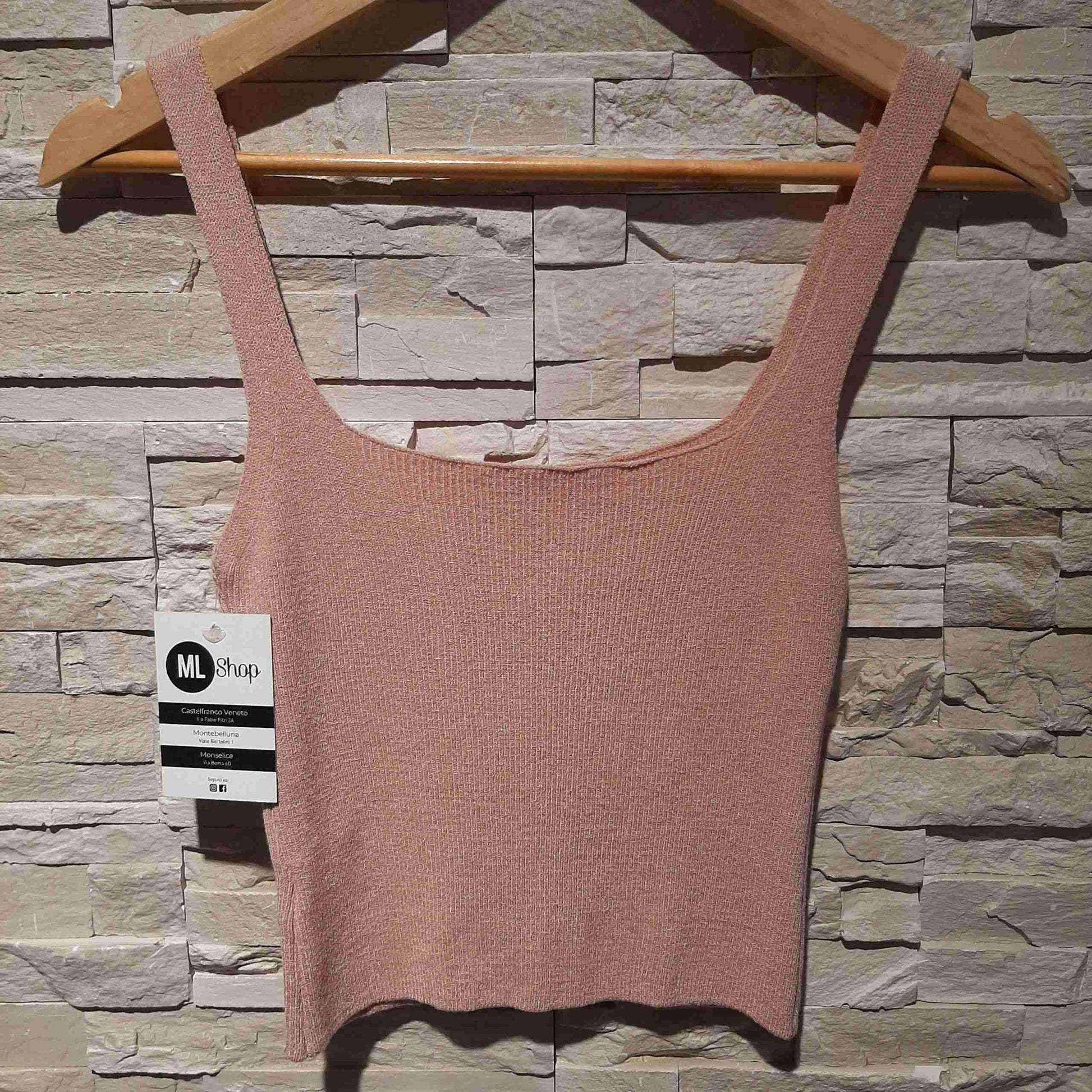 Top a costine semplice