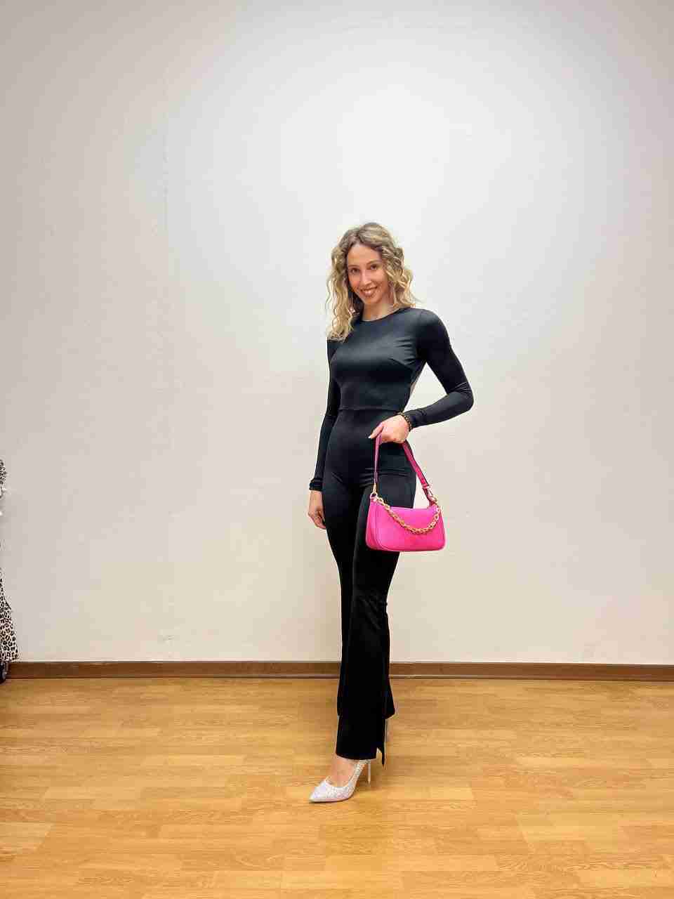 Tuta in lycra con pantaloni a zampa