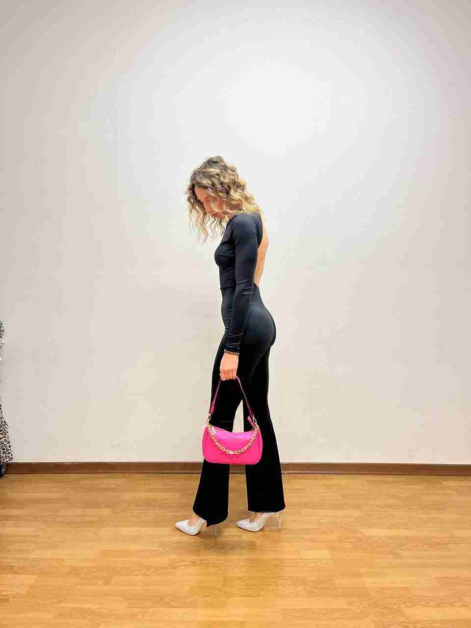 Tuta in lycra con pantaloni a zampa