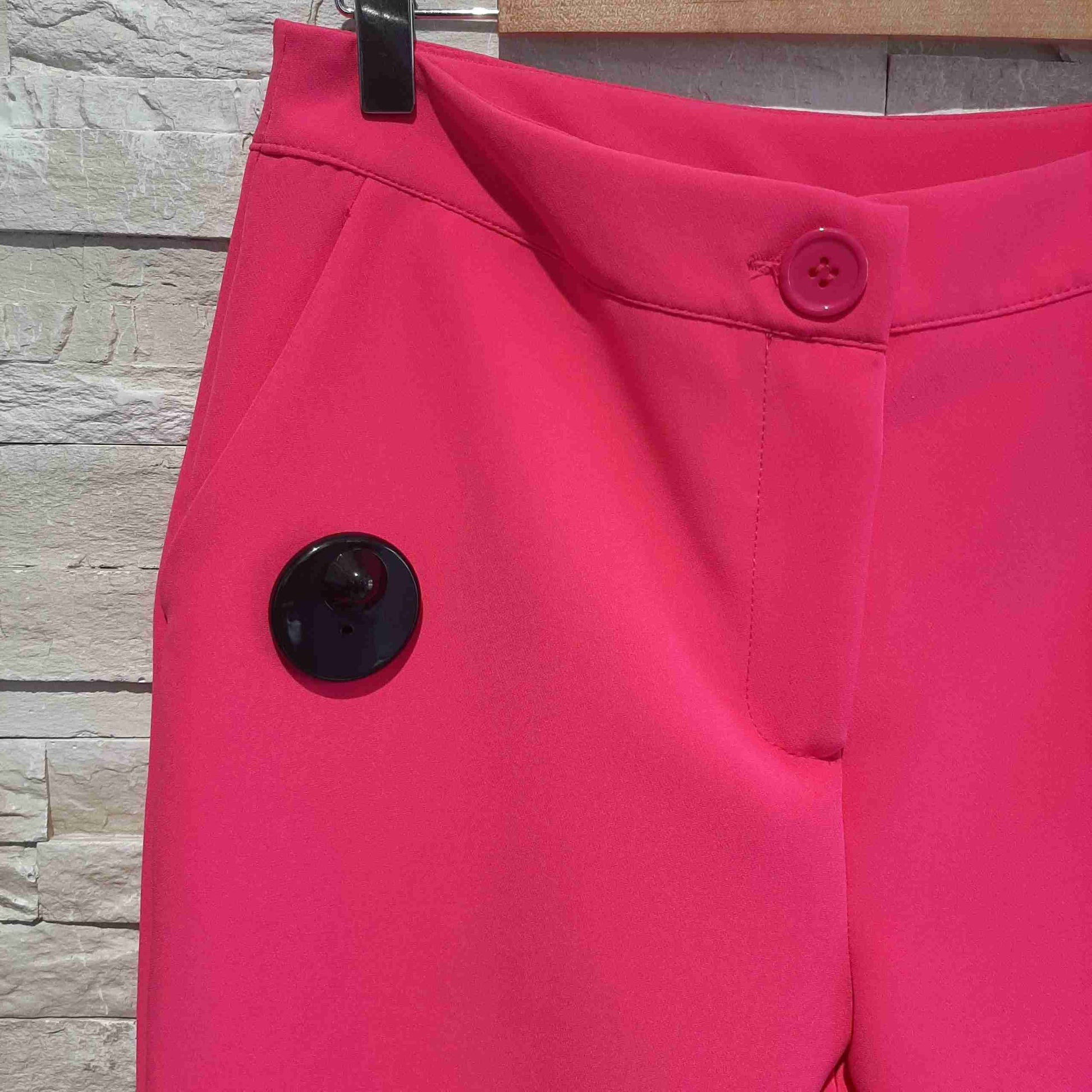 Pantaloni chinos fluo