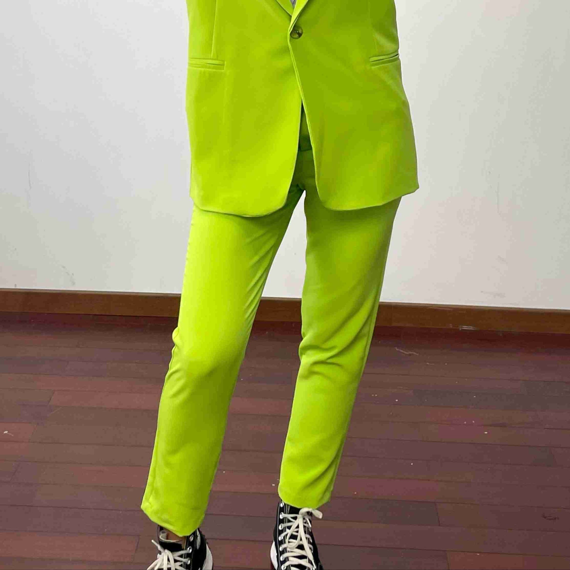 Pantaloni chinos fluo