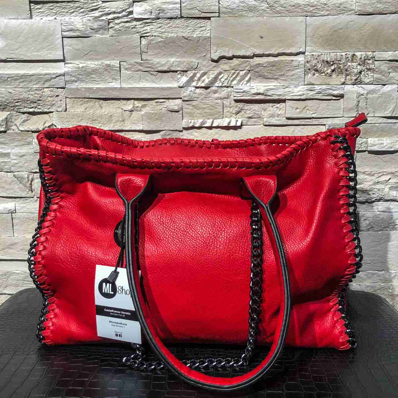 Borsa chain elegance