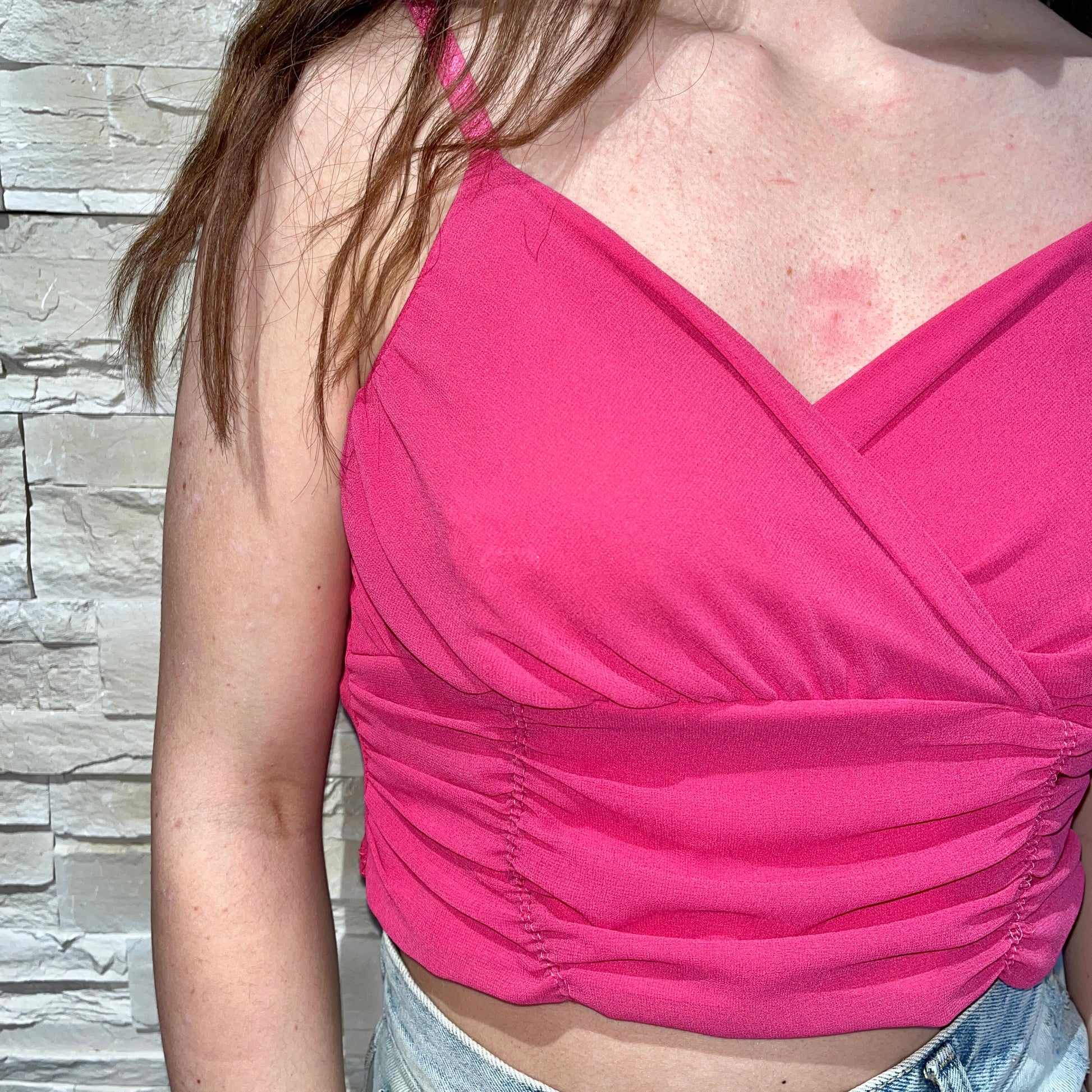 Top con scollo a incrocio