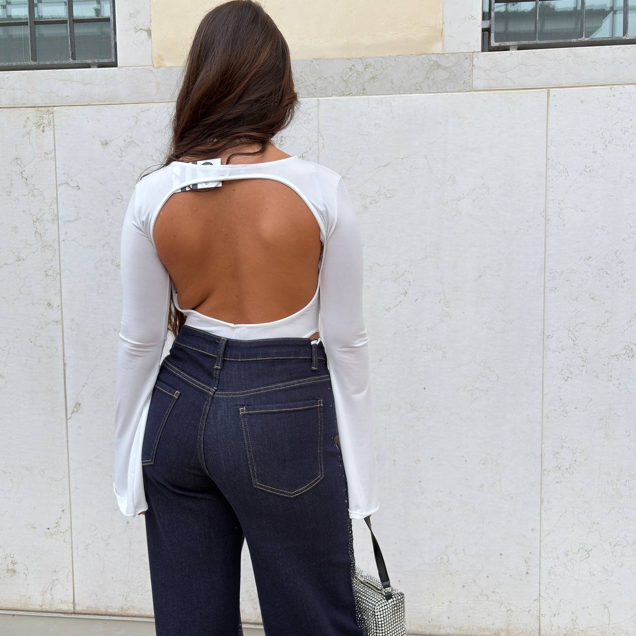 Body naira