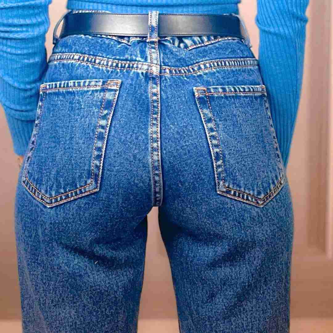 Jeans mom fit scuri
