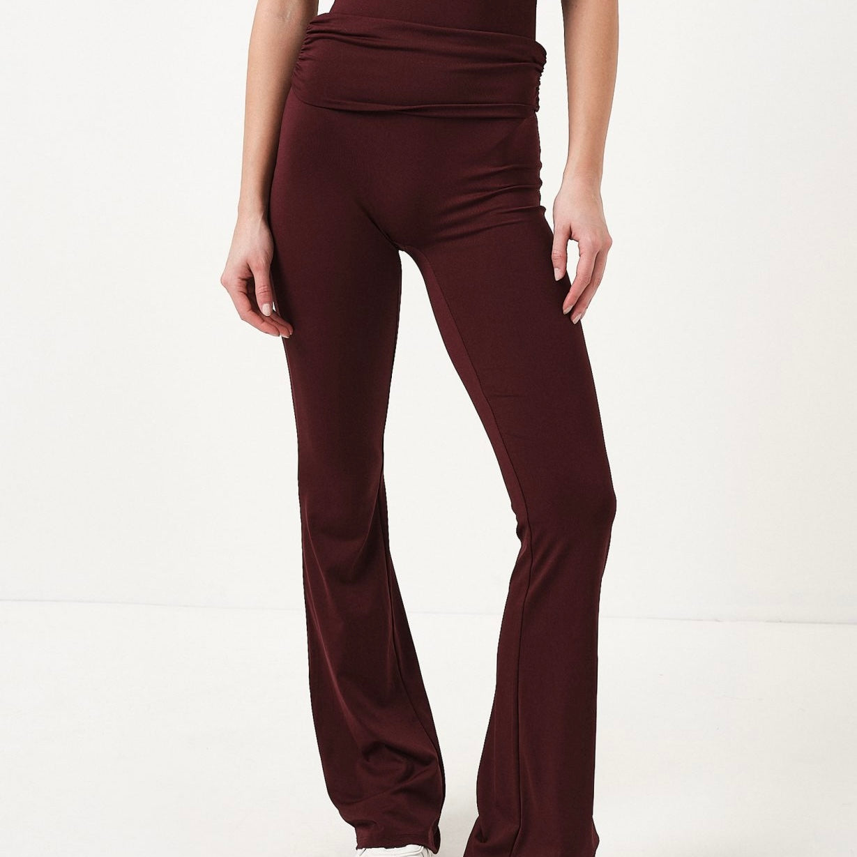 Pantaloni vitaflare