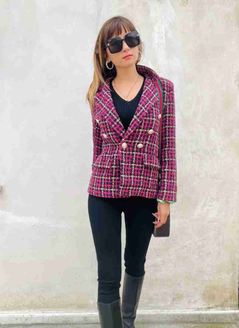 Blazer in fantasia con bottoni dorati