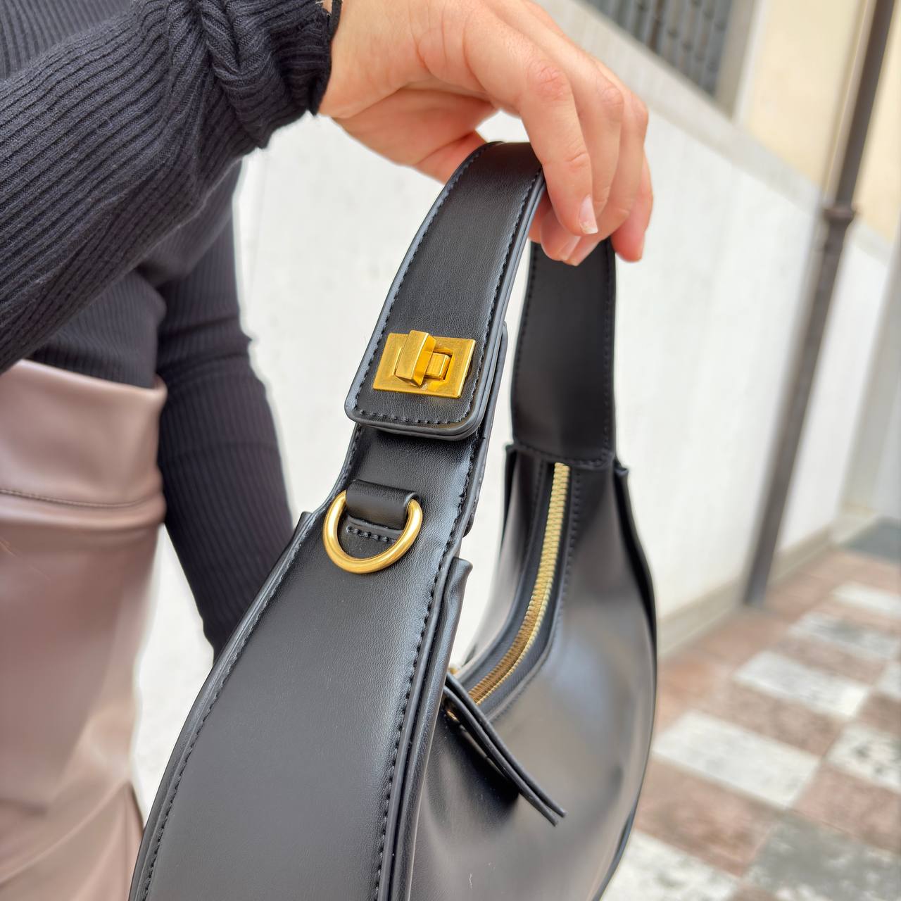 Borsa demi