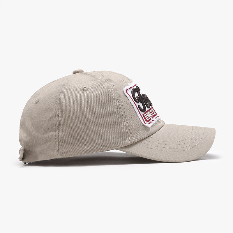 Cappellino featur