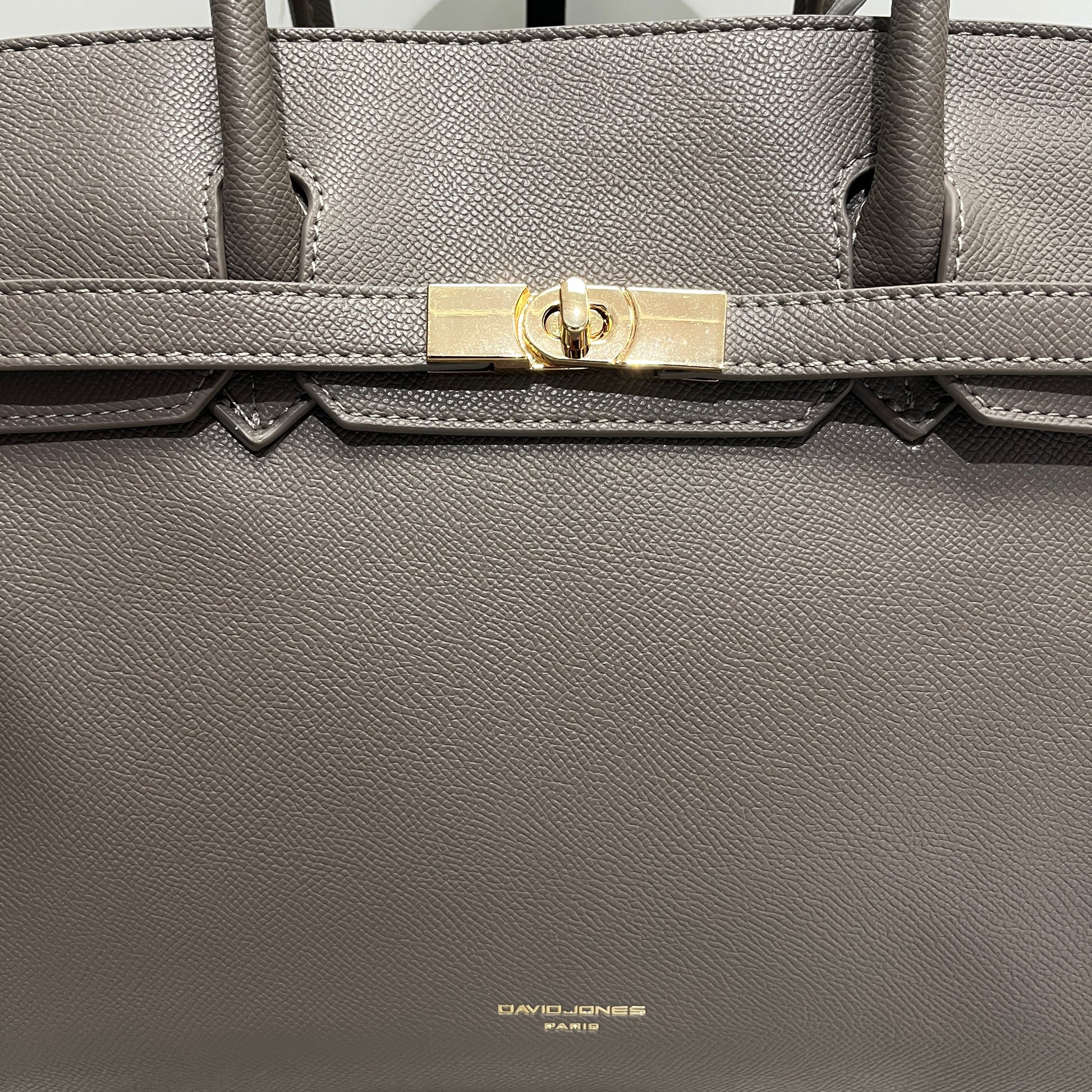 Borsa aura