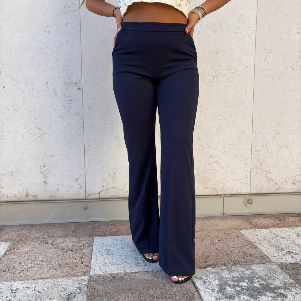 Pantaloni kaelith