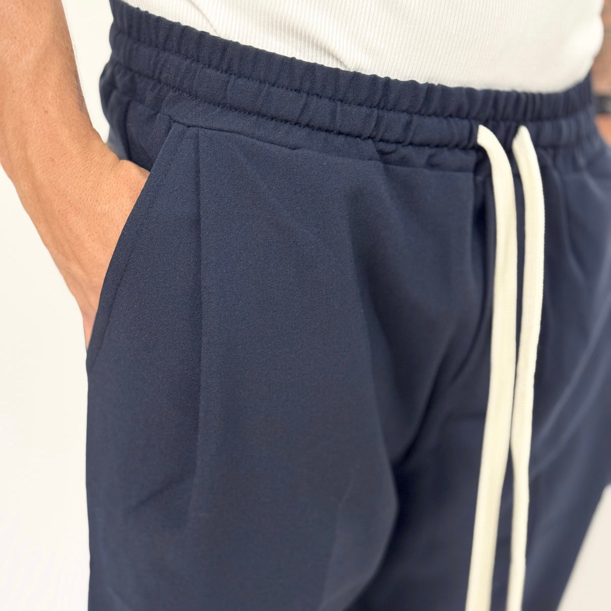 Pantaloni quentin
