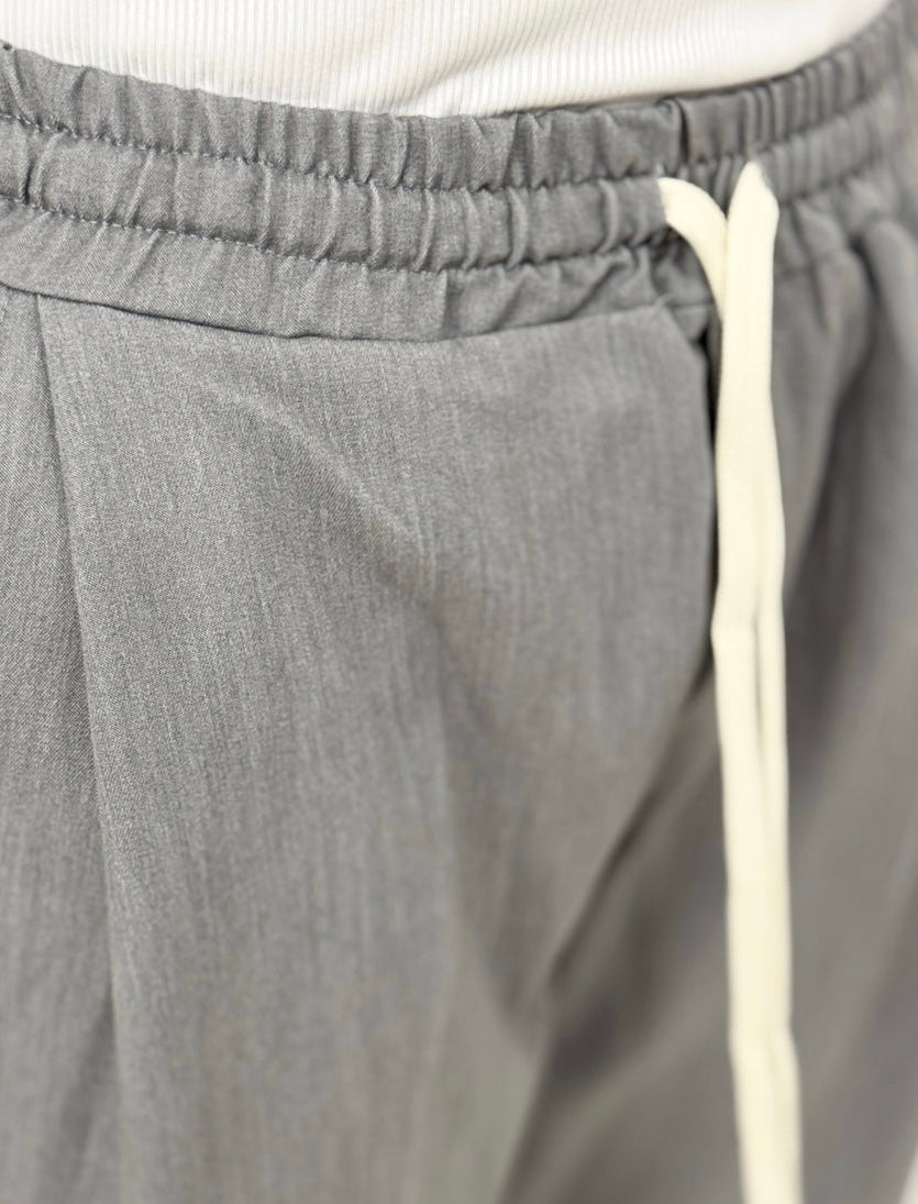 Pantaloni quentin
